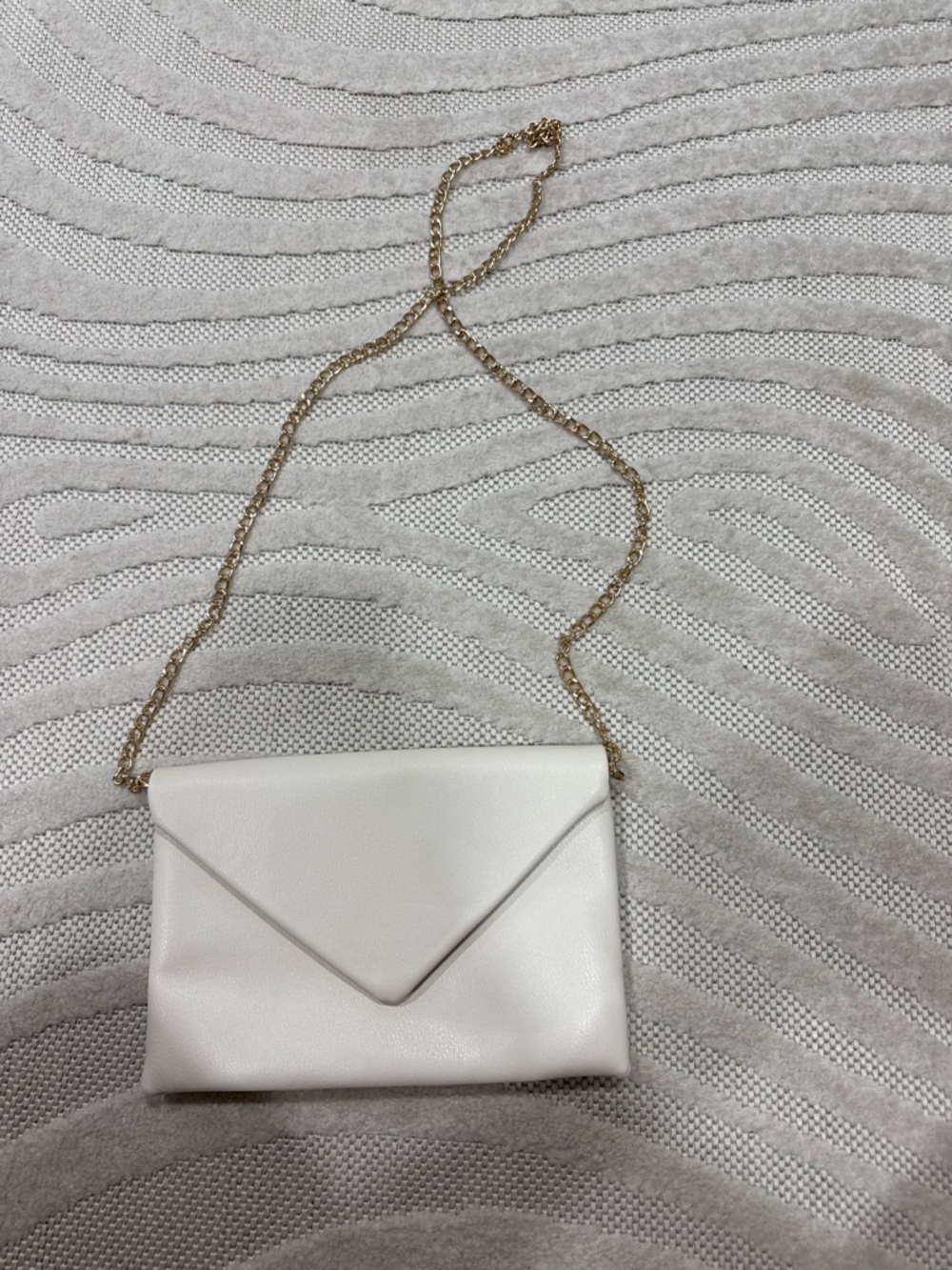 White Envelope Crossbody Bag with Gold Chain